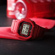 Charger l&#39;image dans la galerie, G-Shock DW5600-EP4

