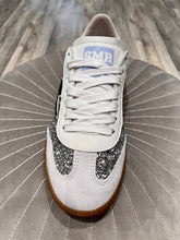 Load image into Gallery viewer, Sneakers SMR Emily strass
