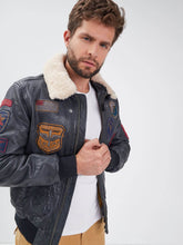 Load image into Gallery viewer, Blouson Dayton mythic navy blue
