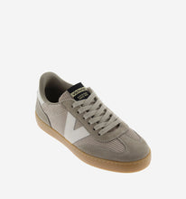 Charger l&#39;image dans la galerie, Sneakers Victoria Berlin velours
