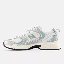 Charger l&#39;image dans la galerie, New balance 530 metallic green
