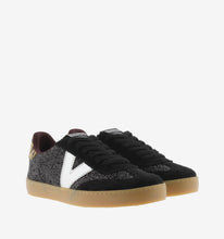 Charger l&#39;image dans la galerie, Sneakers Victoria berlin strass
